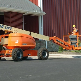 JLG 600AJ